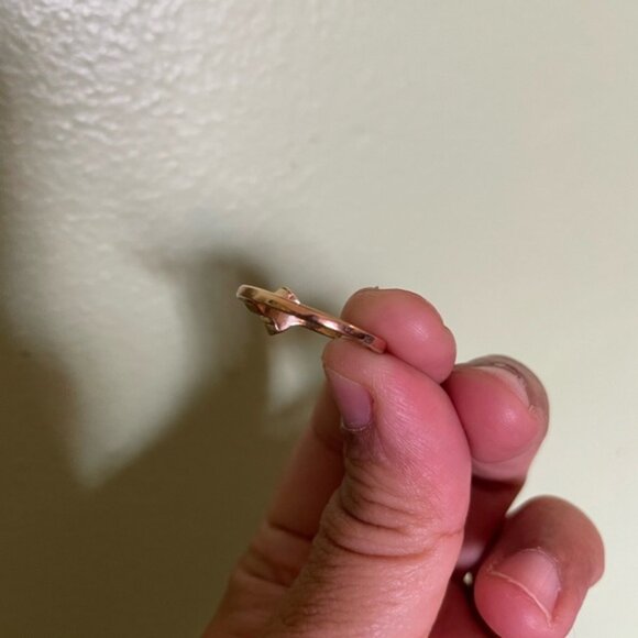 Elegant Blue and Gold Ring Set - Picture 3 of 8